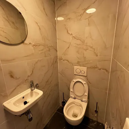 New W New Kitchen And Bathroom Near Welness *