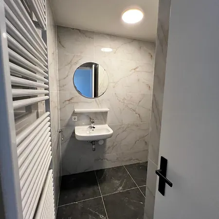 New W New Kitchen And Bathroom Near Welness *